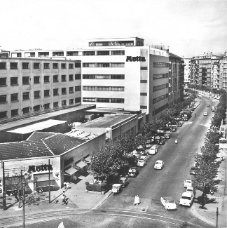 rinnovamento uffici eleven milano via battistotti sassi 11, 1960-1965